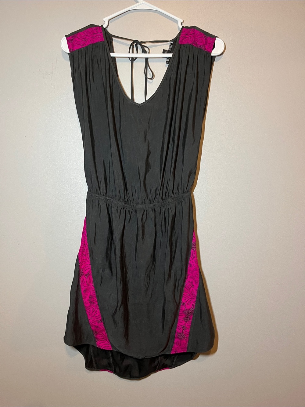 Express Black Silky Polyester Dress with Magenta Lace Panels Sz XS